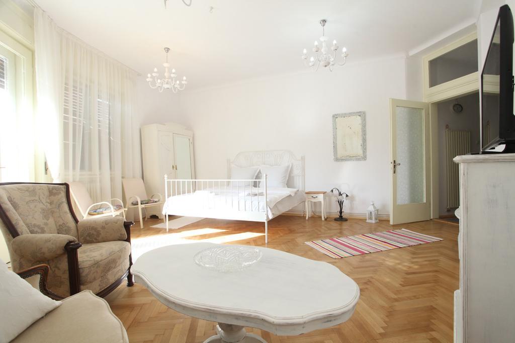 White Opera By Nux Apartment Cluj-Napoca Exterior photo